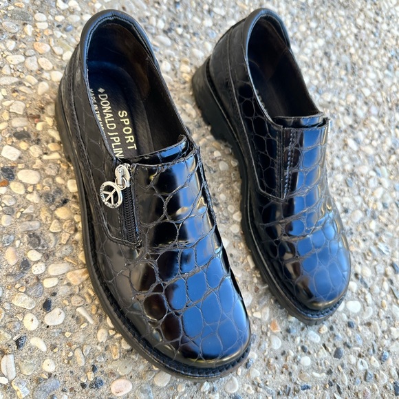 Donald J Pliner black crocodile embossed leather zip loafers shoes - Picture 3 of 10